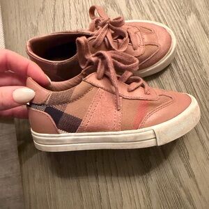 Burberry Children’s Mauve Plaid Sneakers Sz 25/8.5